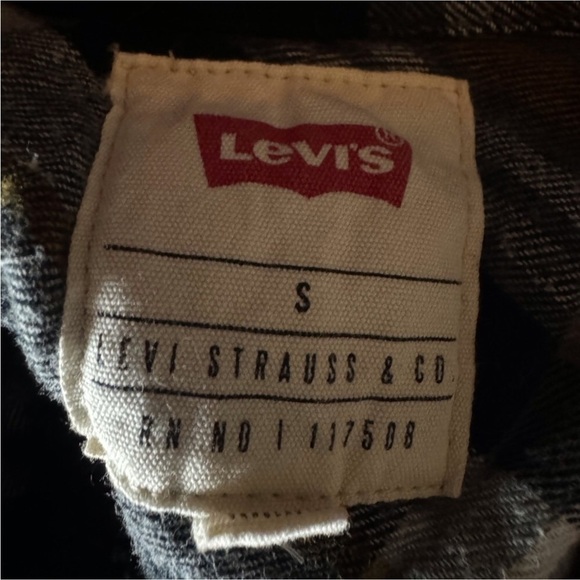 Levi’s plaid flannel shirt / jacket with warm Sherpa lining Size Small - Picture 9 of 11
